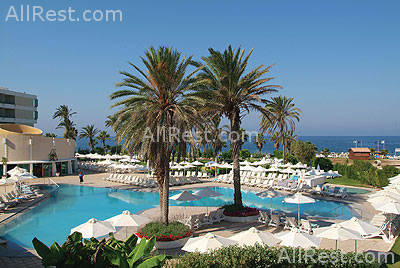 Louis Imperial Beach Hotel 3
